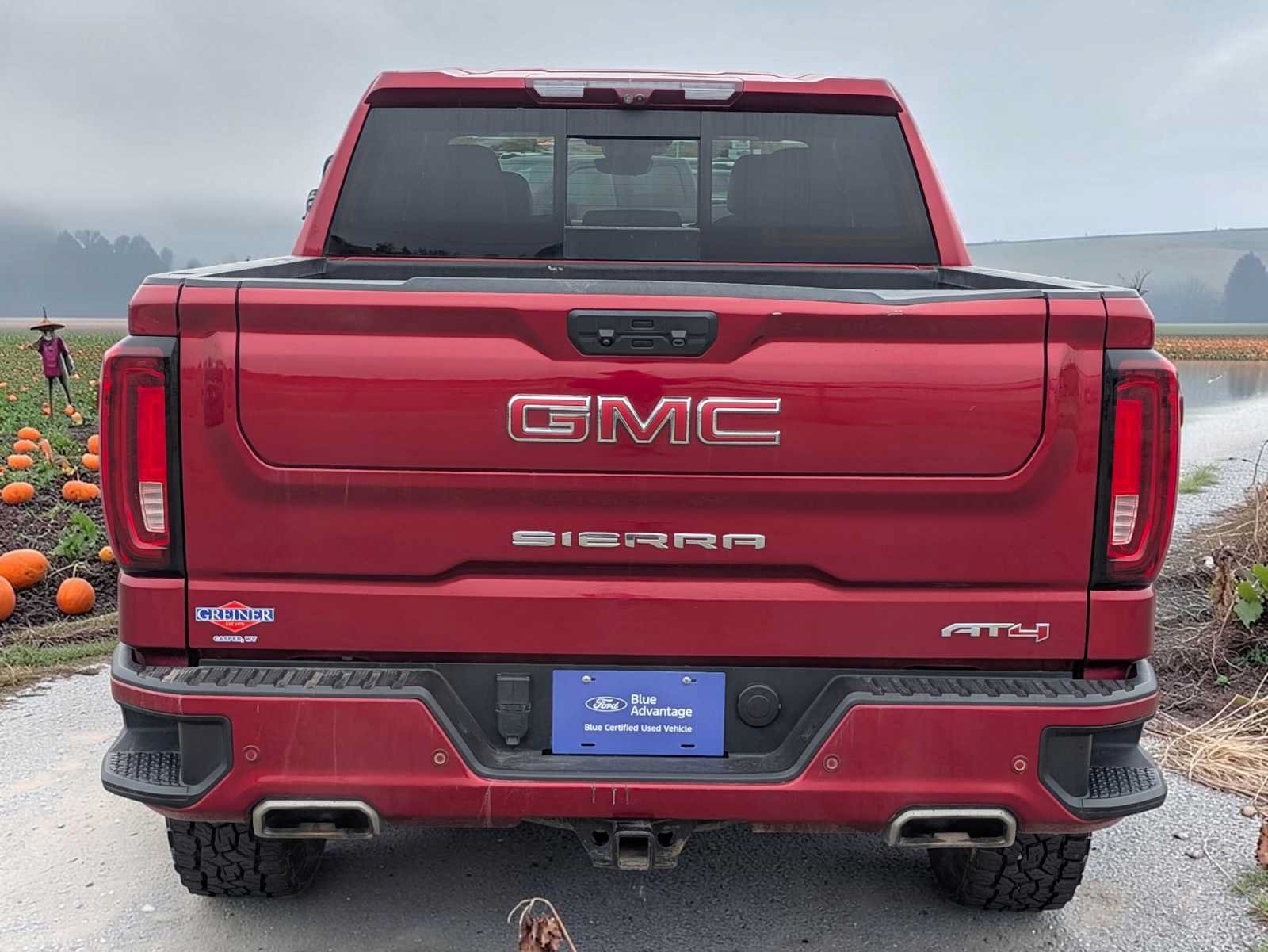 Used 2024 GMC Sierra 1500 AT4 w/ Technology Package AWD/4WD image 5