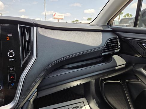 Used 2023 Subaru Outback Premium AWD/4WD image 34