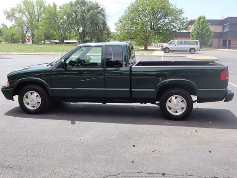 Used 2002 GMC Sonoma SLS w/ Marketing Option Pkg RWD image 9