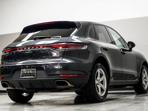 Used 2019 Porsche Macan image 12