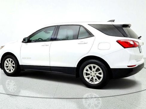 Used 2019 Chevrolet Equinox LS FWD image 7