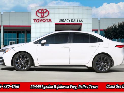 Used 2024 Toyota Corolla SE FWD image 6