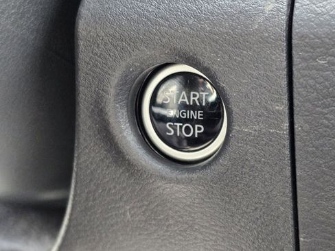 Used 2025 Nissan Frontier S w/ S Utility Package image 16