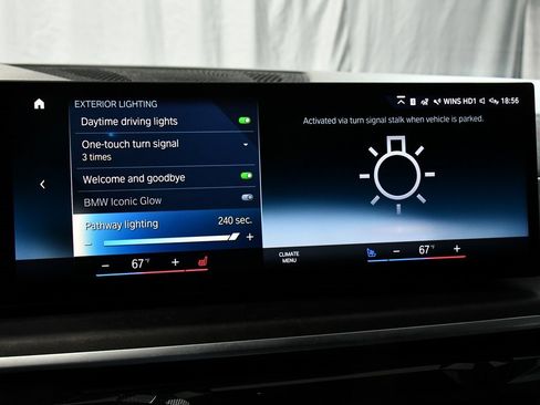 Used 2023 BMW X7 xDrive40i w/ M Sport Package image 41