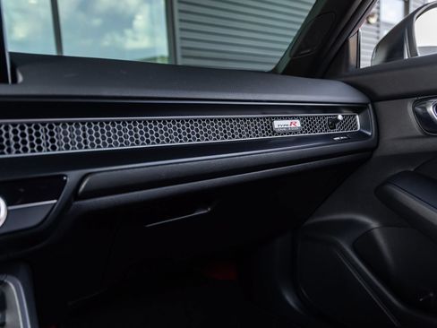 Used 2023 Honda Civic Type R image 36