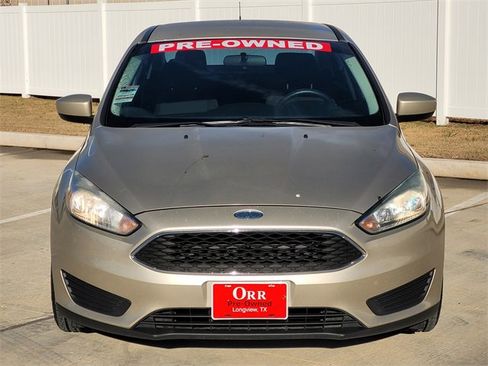 Used 2018 Ford Focus SE image 2