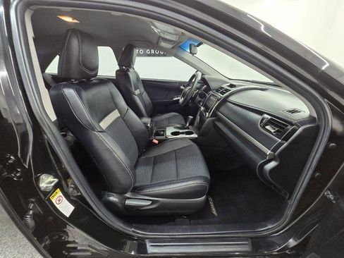 Used 2013 Toyota Camry SE FWD image 21