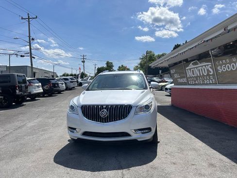 Used 2017 Buick Enclave Premium FWD image 2
