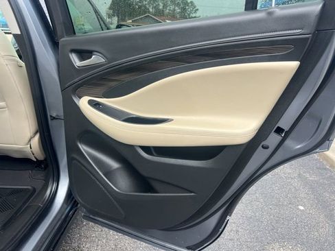 Used 2019 Buick Envision Preferred w/ LPO, Cargo Package image 28