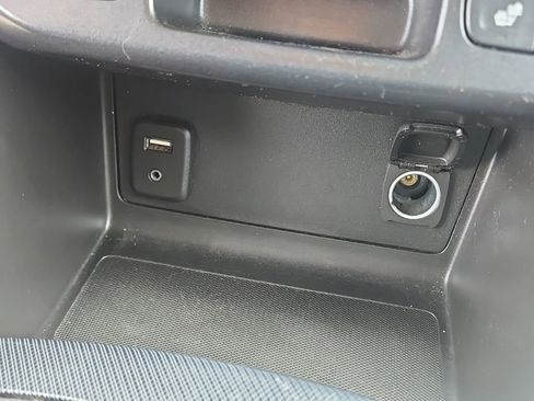 Used 2017 Chevrolet Colorado Z71 image 27