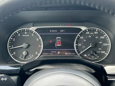 Used 2025 Nissan Pathfinder SV FWD image 32