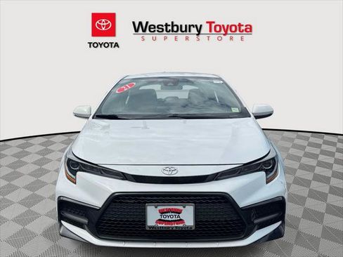 Certified 2021 Toyota Corolla SE FWD image 3