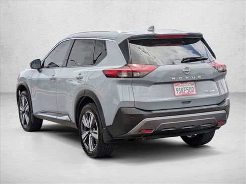 Used 2022 Nissan Rogue SL AWD/4WD image 7