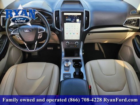 Used 2022 Ford Edge Titanium w/ Equipment Group 301A AWD/4WD image 19