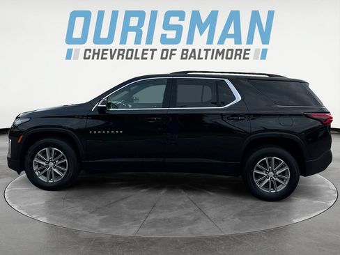 Used 2023 Chevrolet Traverse LT FWD image 3