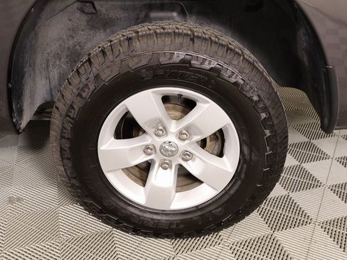 Used 2020 RAM 1500 Tradesman w/ Chrome Plus Package image 17