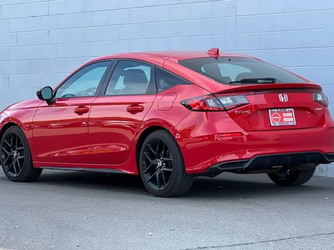 Used 2023 Honda Civic Sport image 7