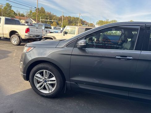 Used 2016 Ford Edge SEL w/ Equipment Group 201A image 4