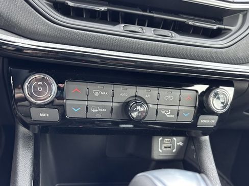 New 2026 Jeep Compass Trailhawk image 35