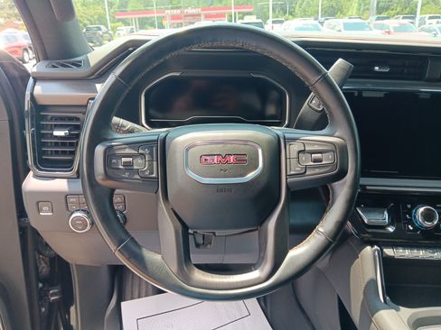 Used 2024 GMC Sierra 2500 AT4 w/ AT4 Premium Plus Package AWD/4WD image 15