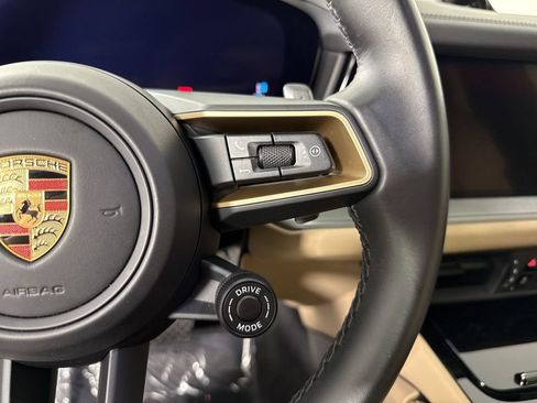 Certified 2024 Porsche Cayenne Coupe AWD/4WD image 38