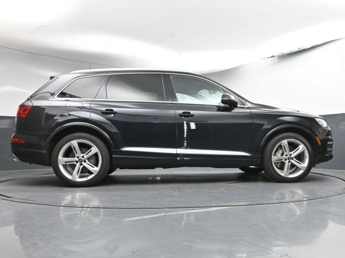 Used 2019 Audi Q7 3.0T Prestige image 24