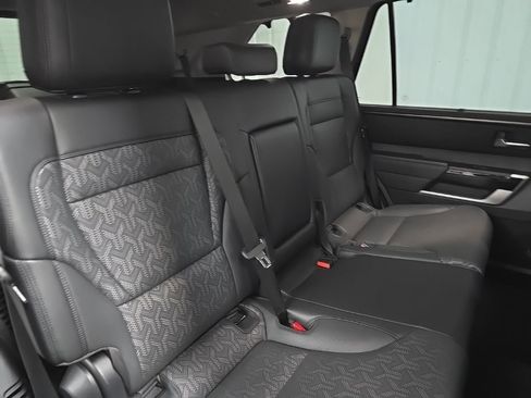 Used 2023 Toyota Sequoia Limited image 17