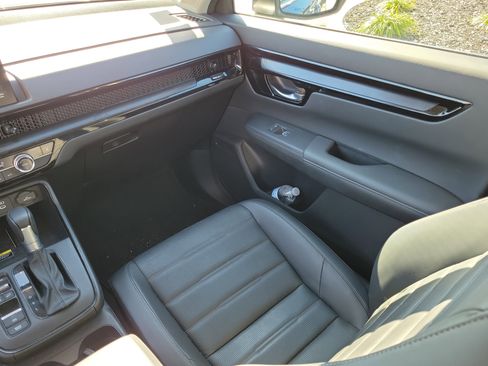 Certified 2024 Honda CR-V EX-L image 17