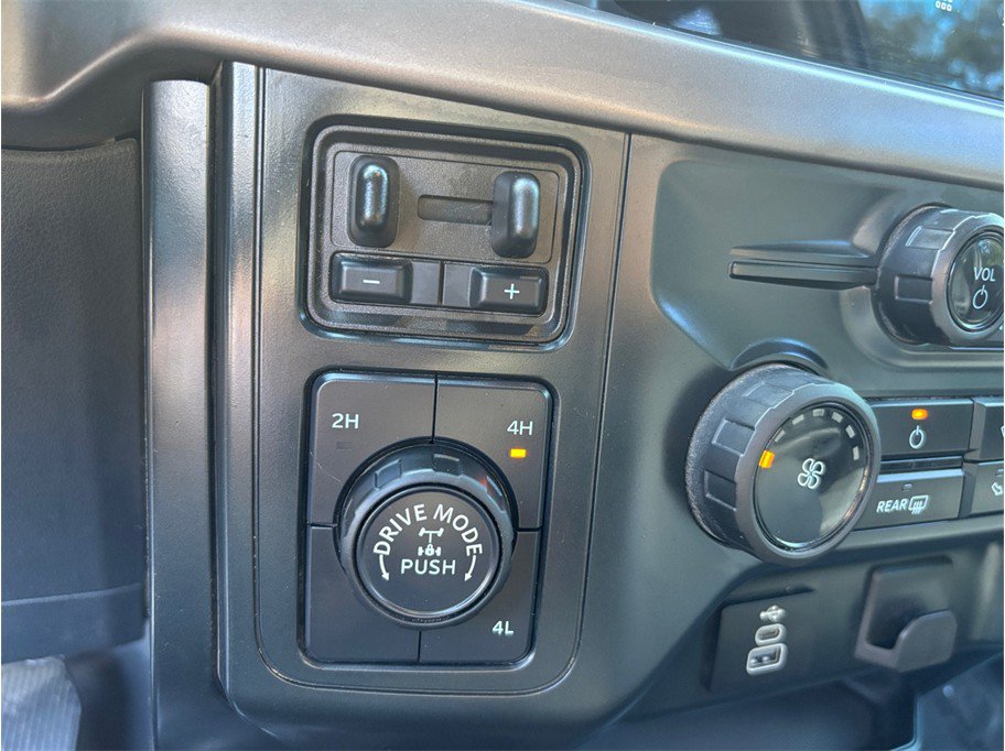 Used 2025 Ford F150 XL w/ Equipment Group 103A High AWD/4WD image 29
