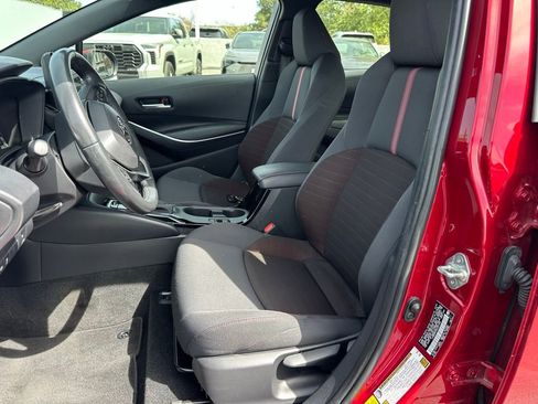 Used 2024 Toyota Corolla SE w/ SE Package image 10