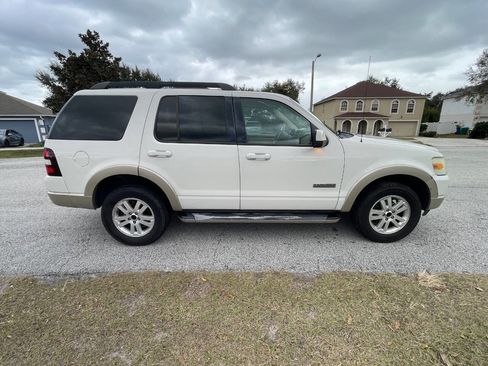 Used 2008 Ford Explorer Eddie Bauer image 4