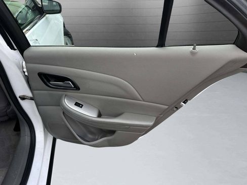 Used 2015 Chevrolet Malibu LS FWD image 22