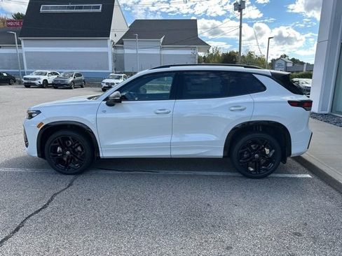 New 2025 Volkswagen Tiguan SE R-Line image 4