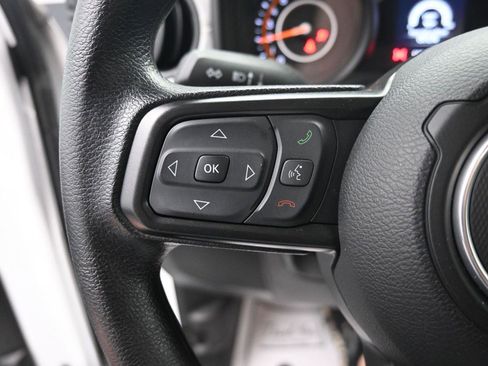 Used 2025 Jeep Wrangler Sport image 19