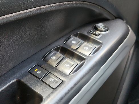 Used 2020 Chevrolet Colorado ZR2 AWD/4WD image 12