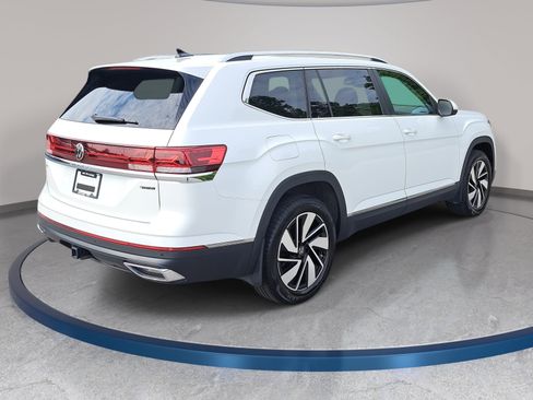 Certified 2024 Volkswagen Atlas SEL AWD/4WD image 5