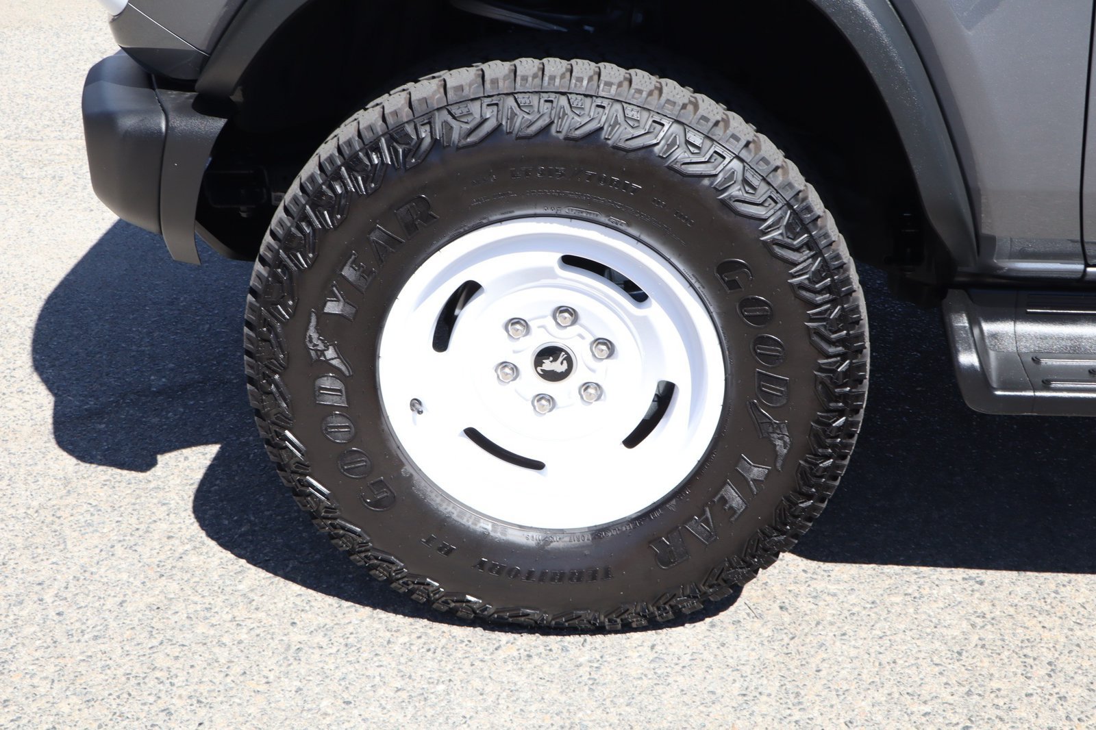 Used 2025 Ford Bronco Heritage Edition AWD/4WD image 14