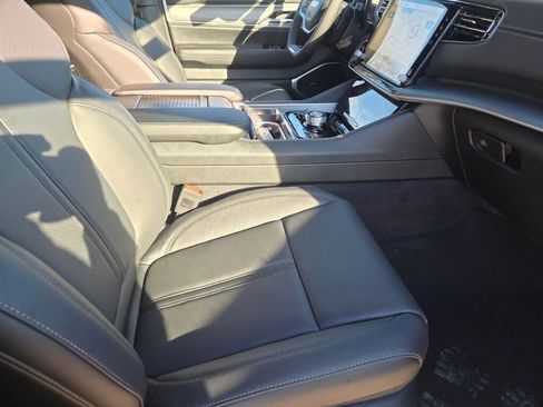 New 2026 Jeep Grand Wagoneer Limited w/ HD Trailer Tow Package image 5