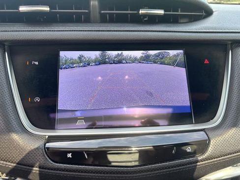 Used 2023 Cadillac XT5 Sportv image 36