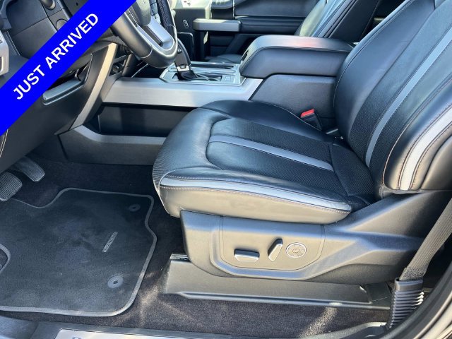 Used 2018 Ford F150 Platinum w/ Equipment Group 701A Luxury AWD/4WD image 24