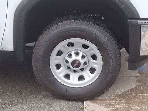 New 2025 GMC Sierra 2500 Pro w/ Convenience Package image 8