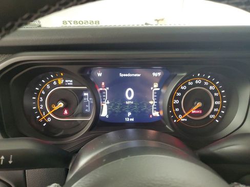 New 2025 Jeep Gladiator Rubicon image 23