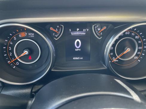 Used 2022 Jeep Wrangler Sport AWD/4WD image 17