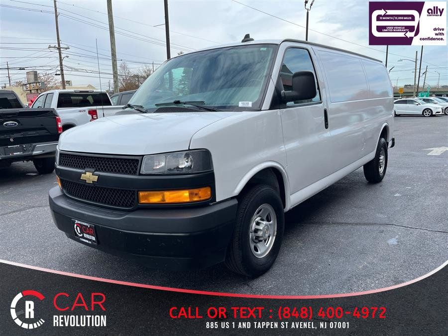 Used 2021 Chevrolet Express 2500 Extended w/ Driver Convenience Package RWD image 4
