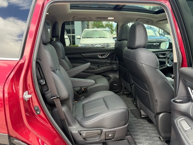 Certified 2025 Subaru Ascent Limited AWD/4WD image 18