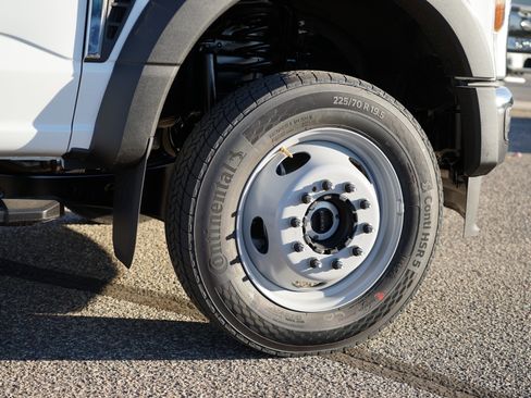 New 2026 Ford F450 XL w/ XL Chrome Package image 14