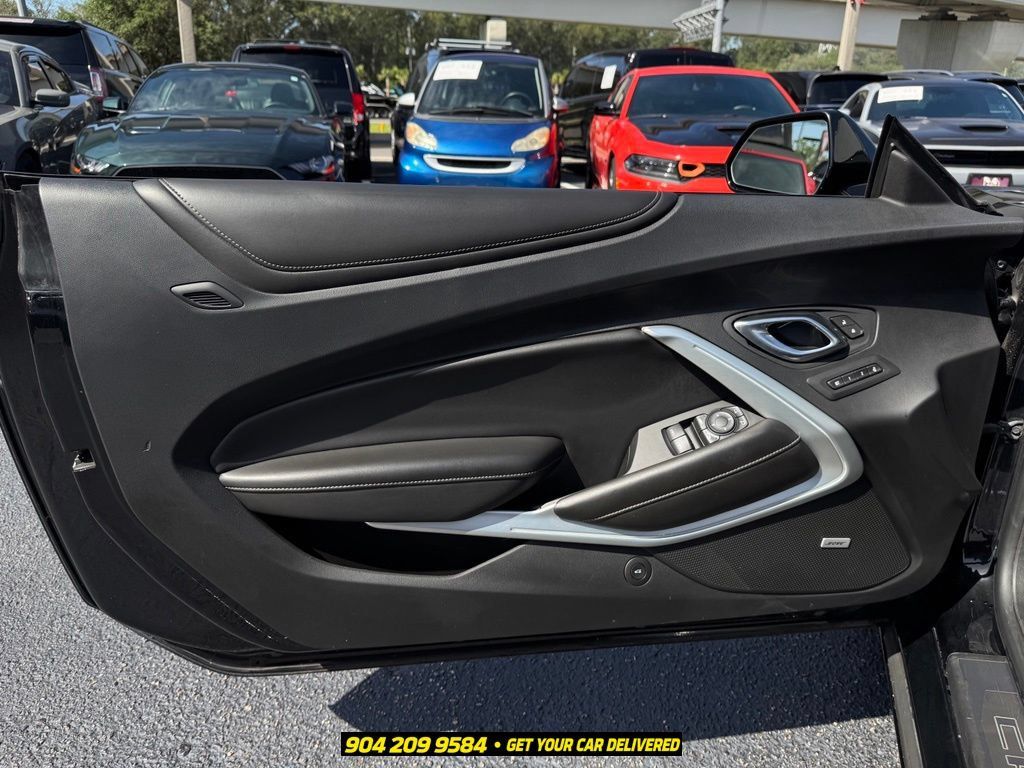 Used 2019 Chevrolet Camaro SS RWD image 22