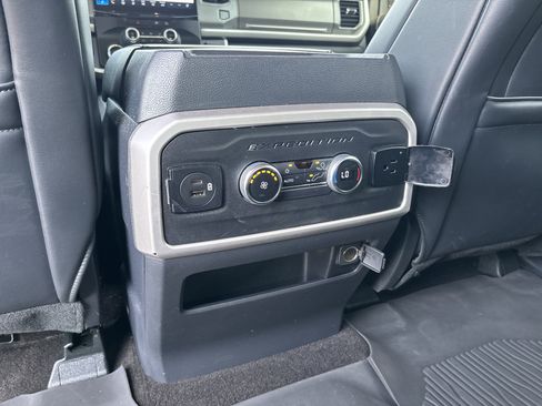 Used 2022 Ford Expedition XLT AWD/4WD image 26