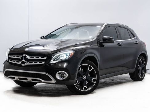 Used 2019 Mercedes-Benz GLA 250 4MATIC image 1