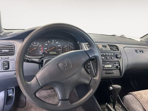 Used 2002 Honda Accord LX image 10